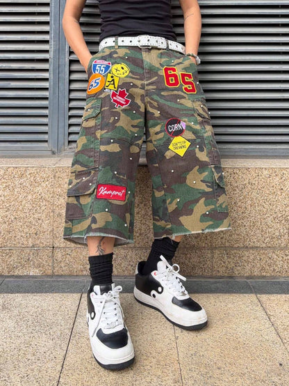 Men'S Embroidered Pattern Pearl Decor Loose Camouflage Denim Shorts