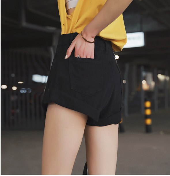 High-Waisted Wide-Leg Denim Shorts for Casual Style