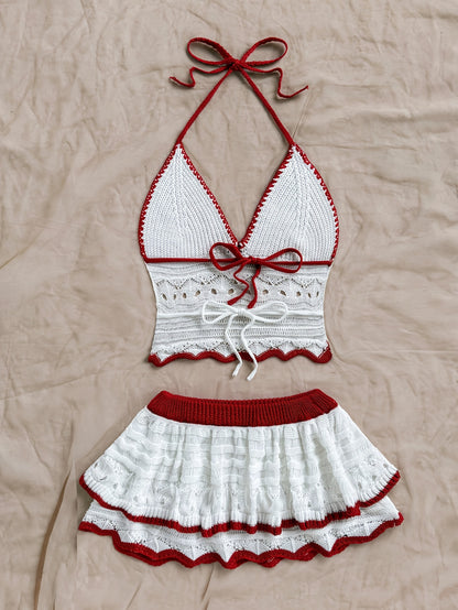 A Two-Piece Set for BEACH STYLE