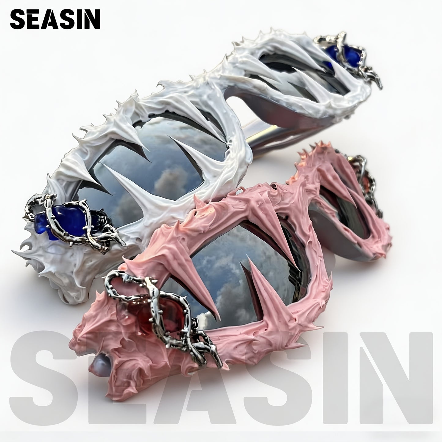 Sapphire Thorn-Decorated Glasses, Couple's Gift, Handcrafted Fashion Eyewear for Daily Wear and Parties. Handmade Product; Slight Variations in Details May Occur. Please Consider Carefully Before Purchasing If This Is a Concern